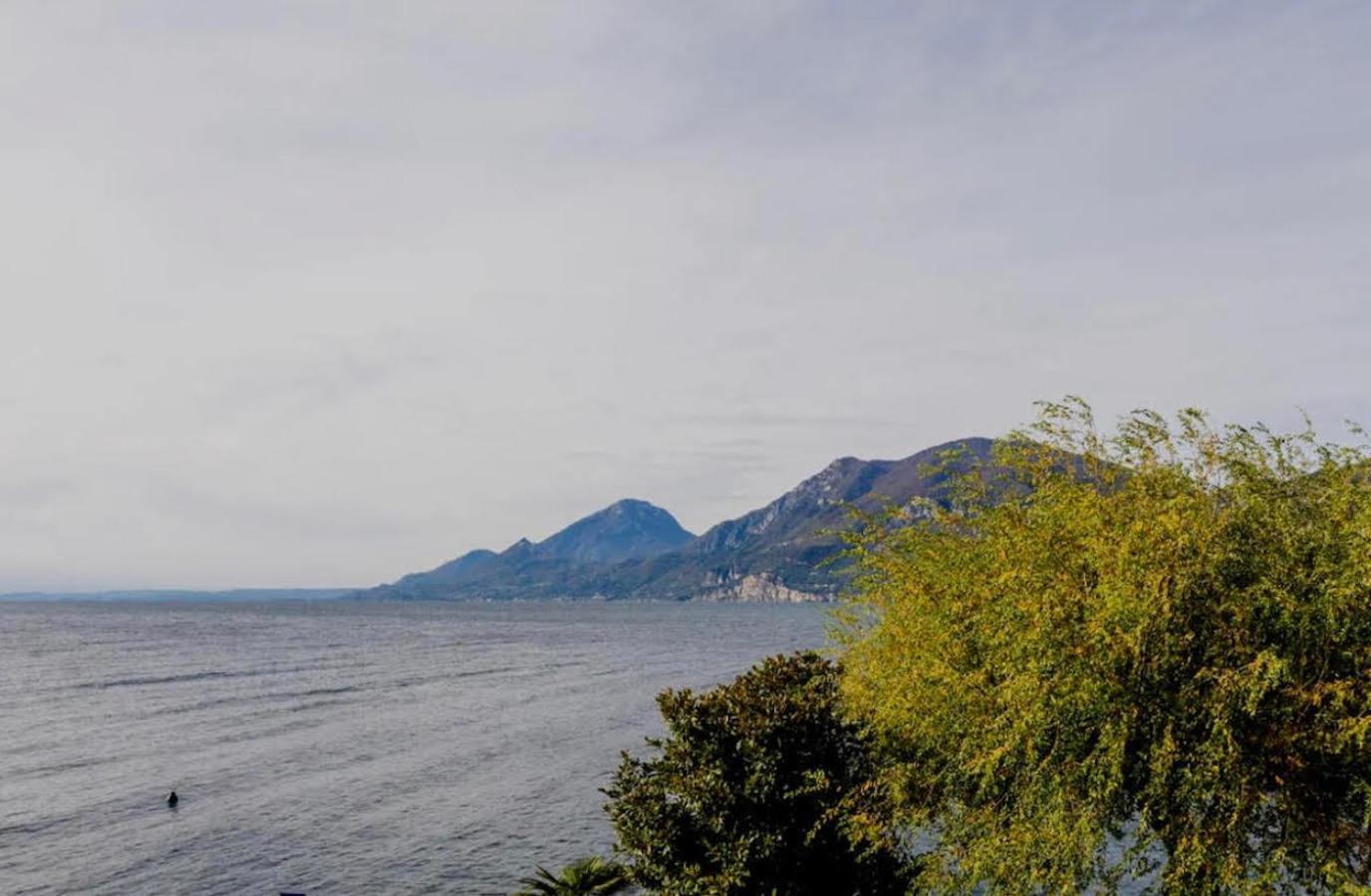Assenza Lake Front Sweet Apartment Brenzone sul Garda Zewnętrze zdjęcie