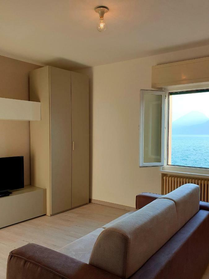 Assenza Lake Front Sweet Apartment Brenzone sul Garda Zewnętrze zdjęcie