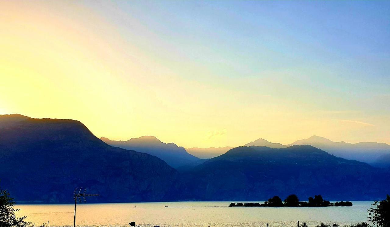 Assenza Lake Front Sweet Apartment Brenzone sul Garda Zewnętrze zdjęcie